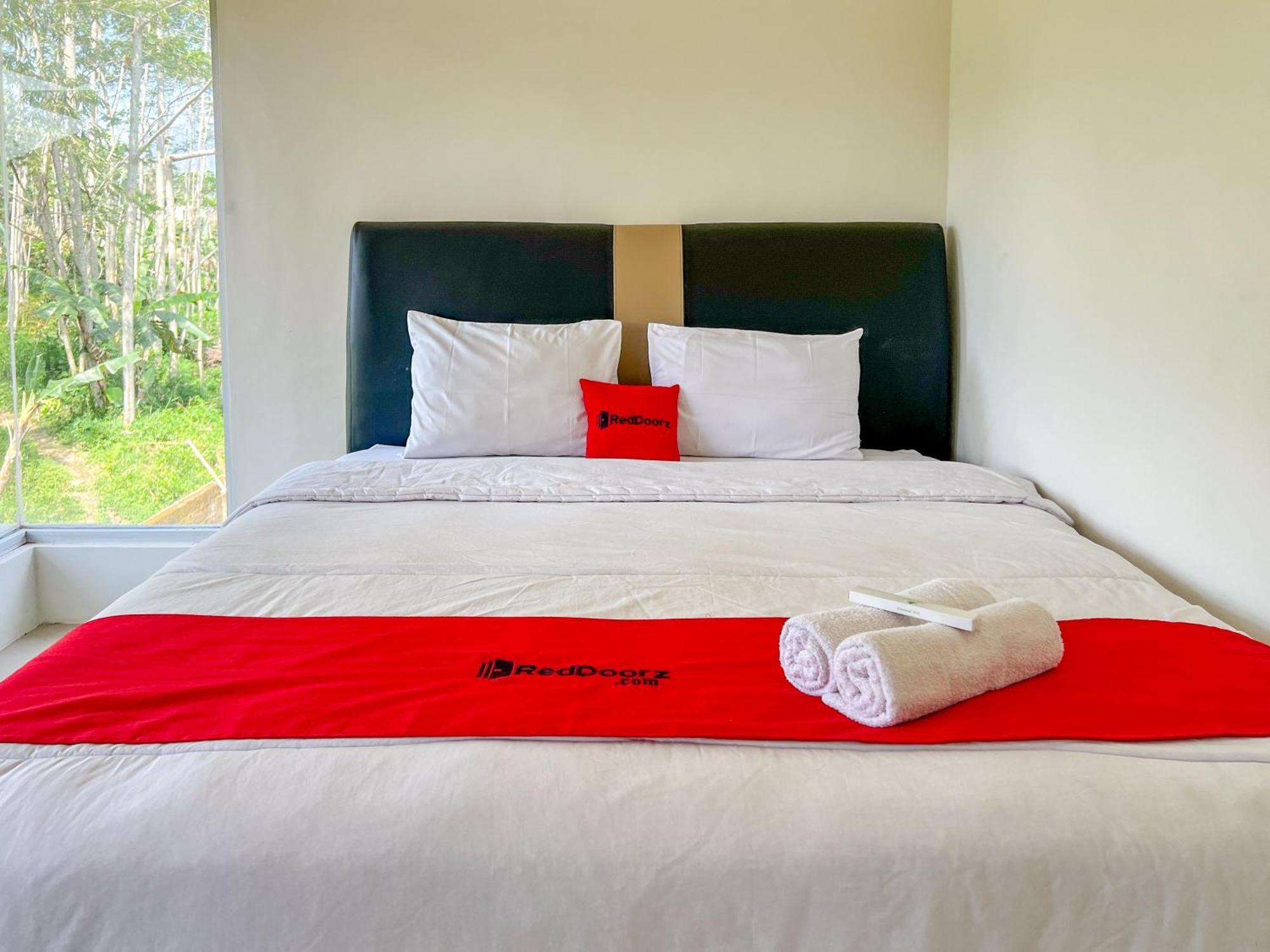 Reddoorz Syariah Near Pengadilan Agama Wonosobo Hotel ภายนอก รูปภาพ